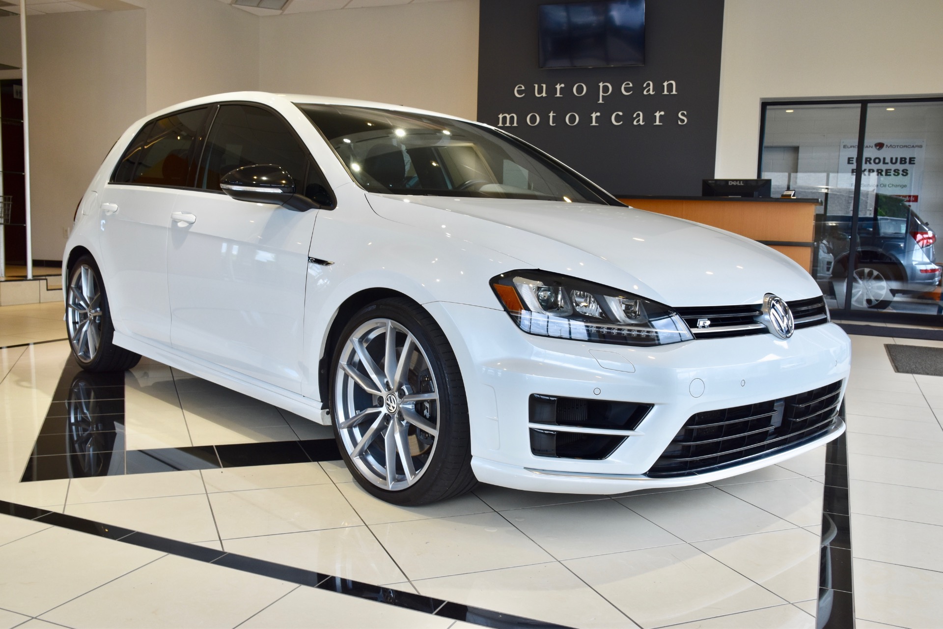 2017 Volkswagen Golf R for sale near Middletown, CT CT Volkswagen