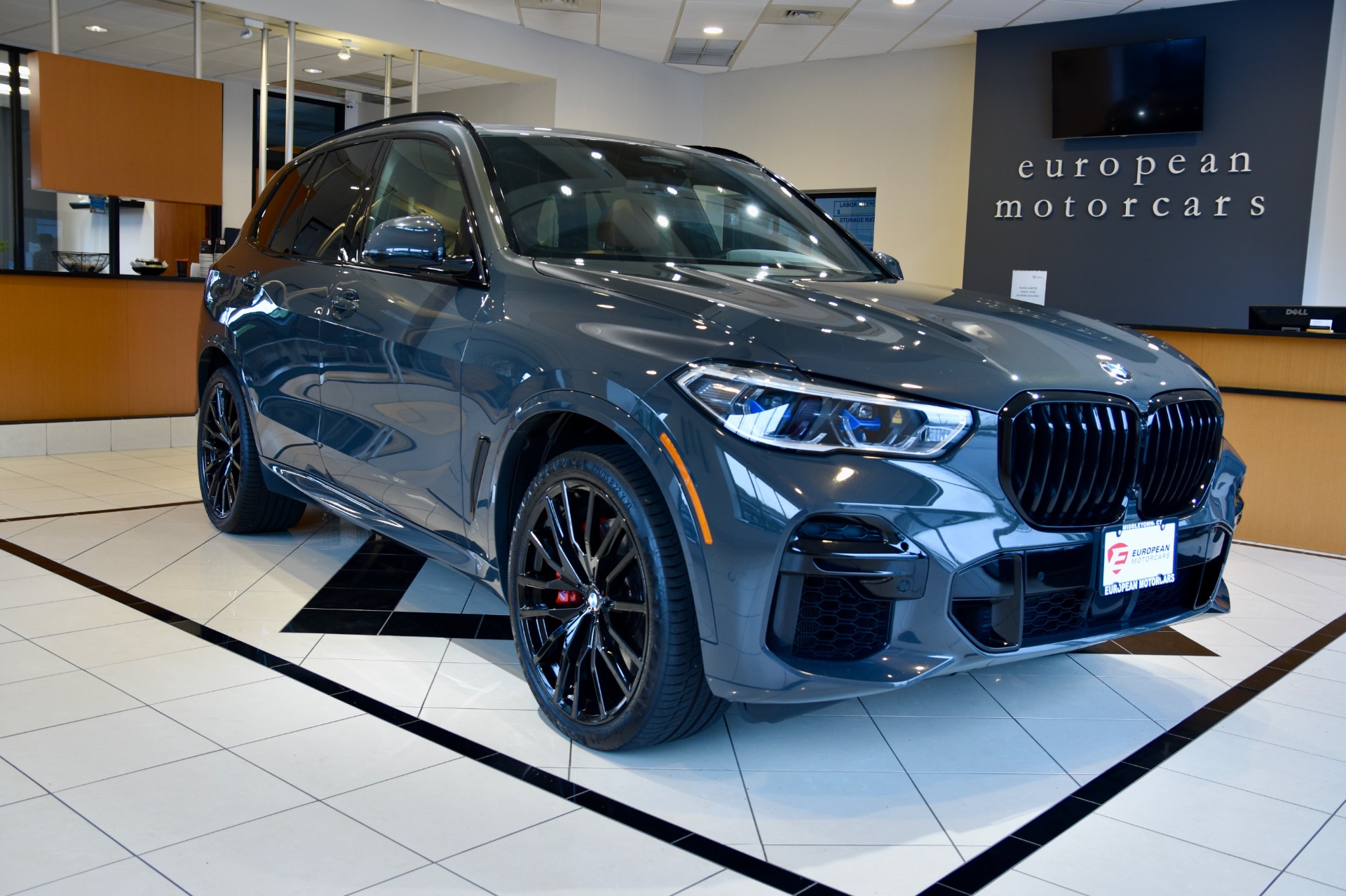 Full Fender and Mirror Kit | BMW X6 M50i 2022 Full Fender and Mirror Kit | BMW X6 M50i 2022