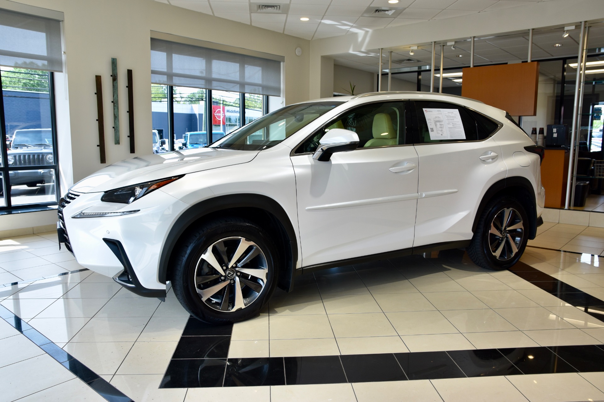 Rocker Panel | LEXUS NX 300h 2018