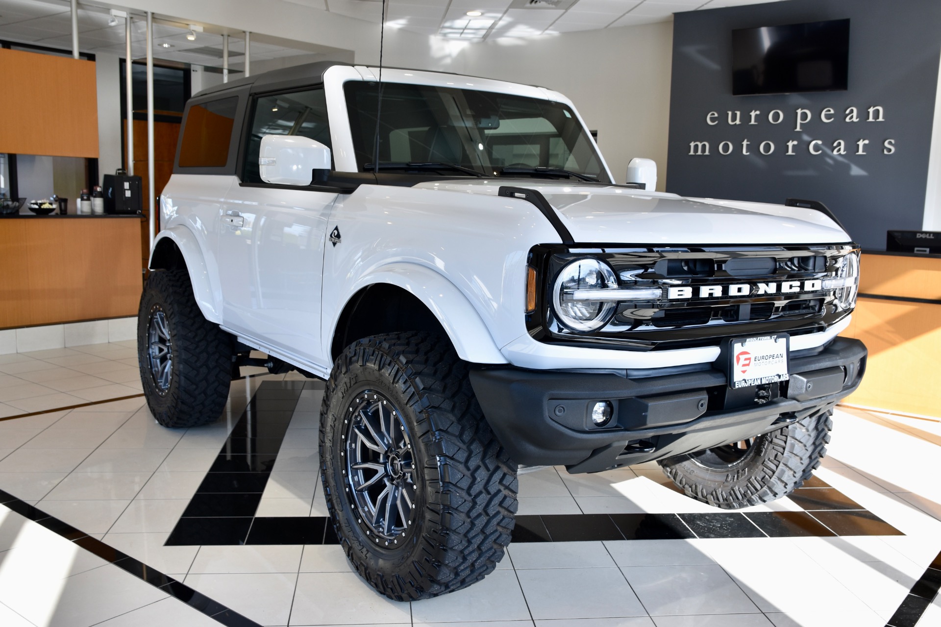 Full Hood & Fender + Mirror Kit | FORD BRONCO 2 DOOR OUTER BANKS 2022 Full Hood & Fender + Mirror Kit | FORD BRONCO 2 DOOR OUTER BANKS 2022