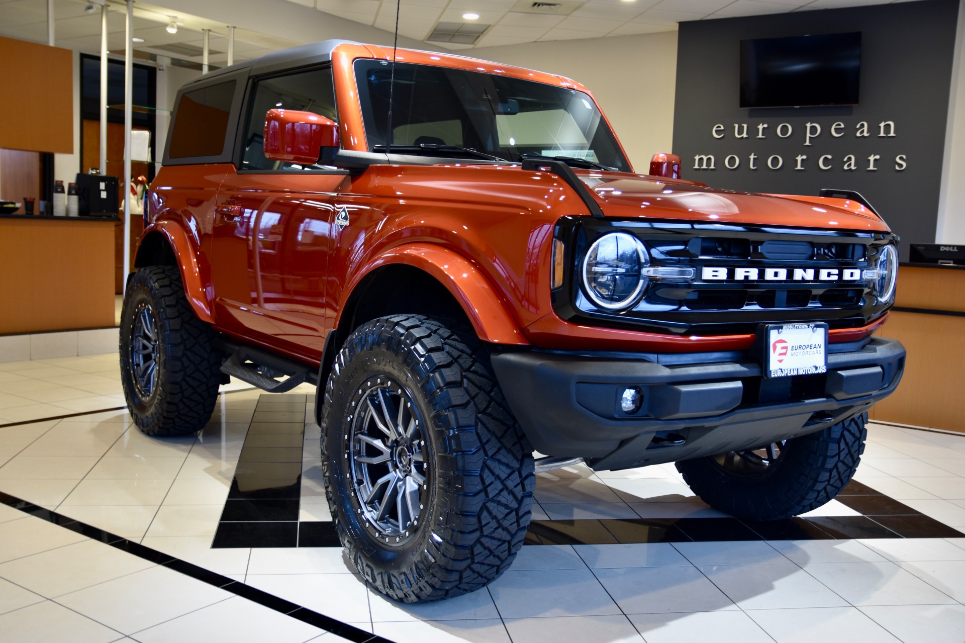 Full Hood & Fender + Mirror Kit | FORD BRONCO 4 DOOR OUTER BANKS 2023 Full Hood & Fender + Mirror Kit | FORD BRONCO 4 DOOR OUTER BANKS 2023