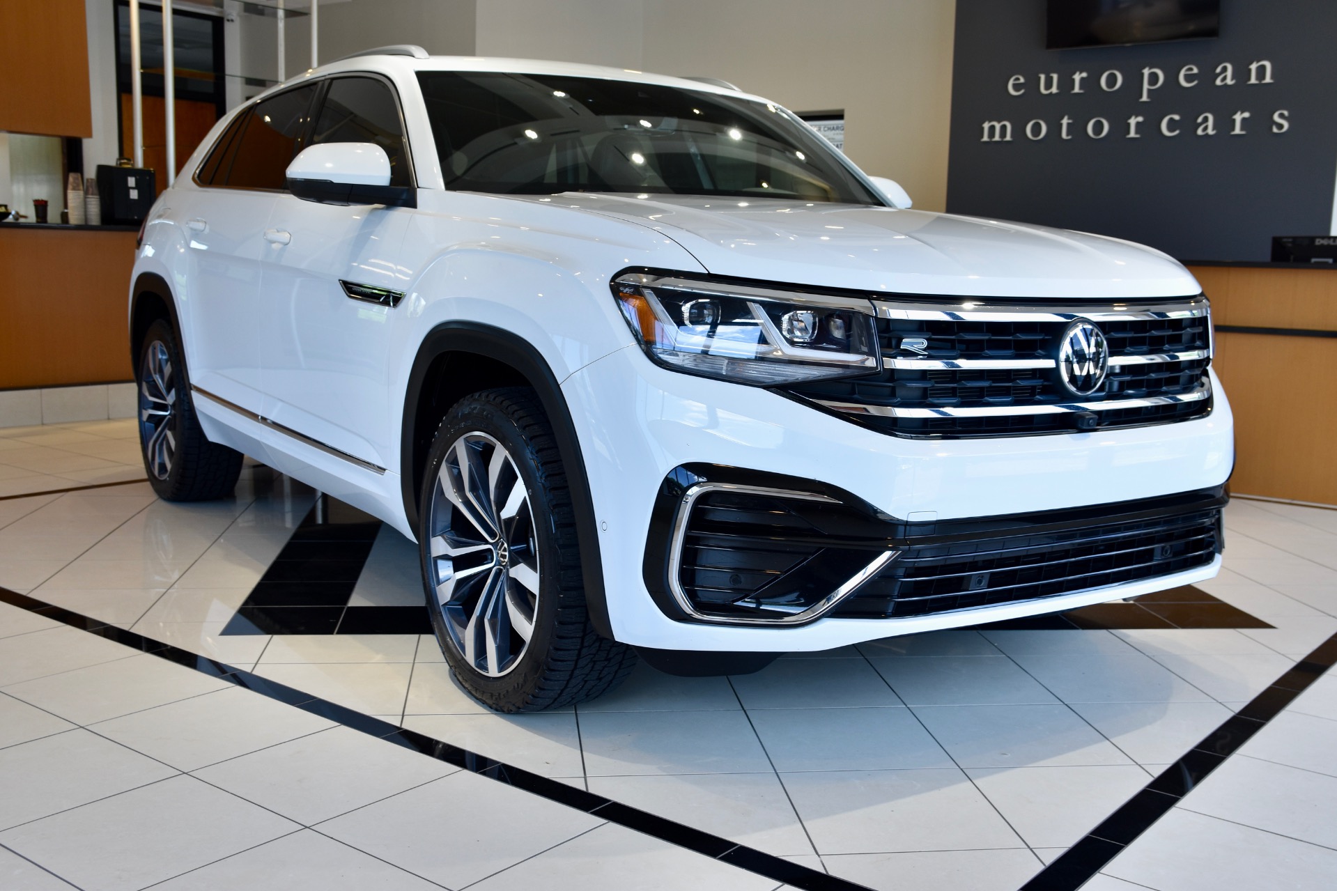 Hood & Fender + Mirrors Kit | VOLKSWAGEN ATLAS CROSS SPORT 2021 Hood & Fender + Mirrors Kit | VOLKSWAGEN ATLAS CROSS SPORT 2021