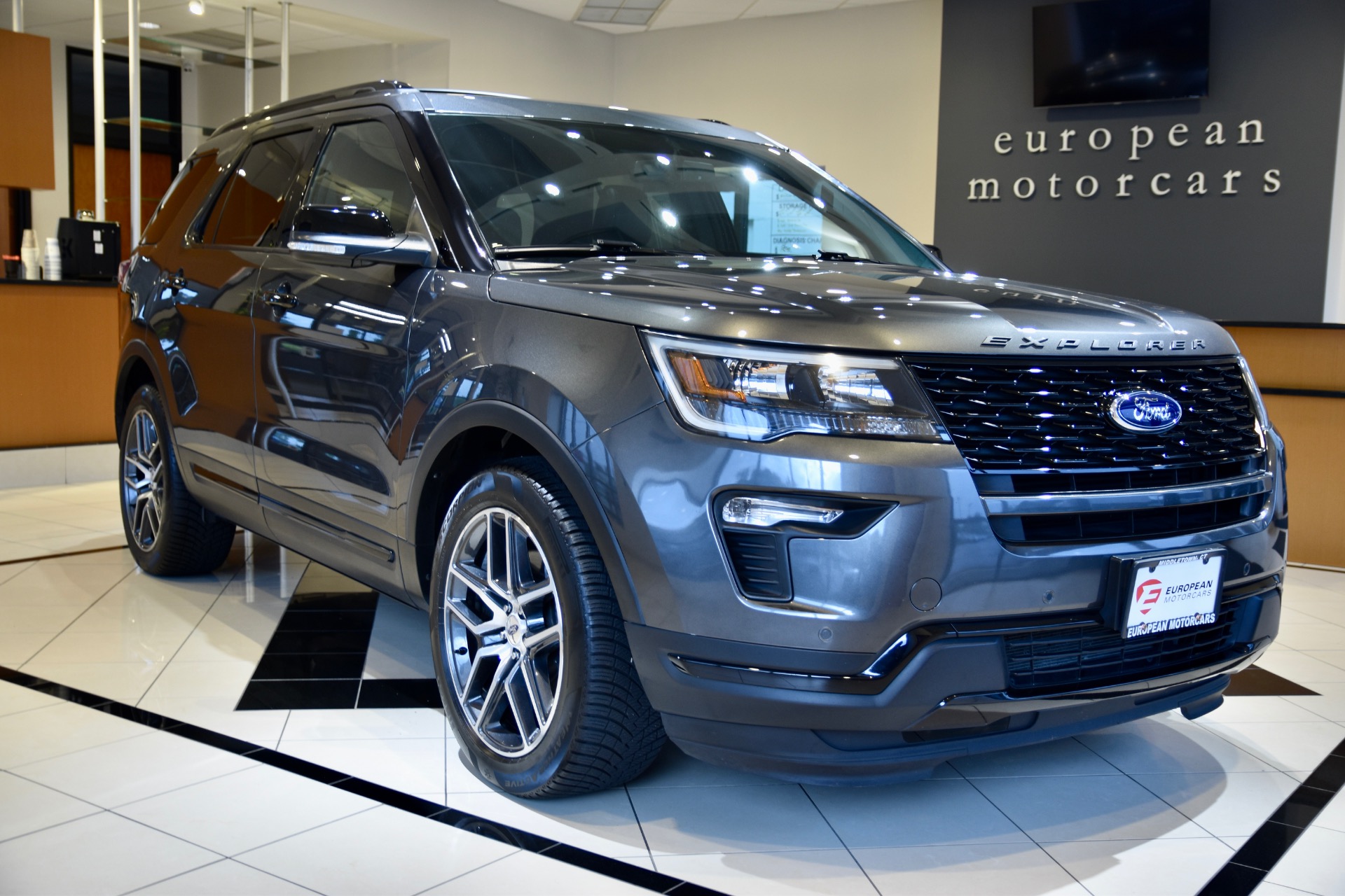 Full Fender and Mirror Kit | FORD EXPLORER SPORT 2018 Full Fender and Mirror Kit | FORD EXPLORER SPORT 2018