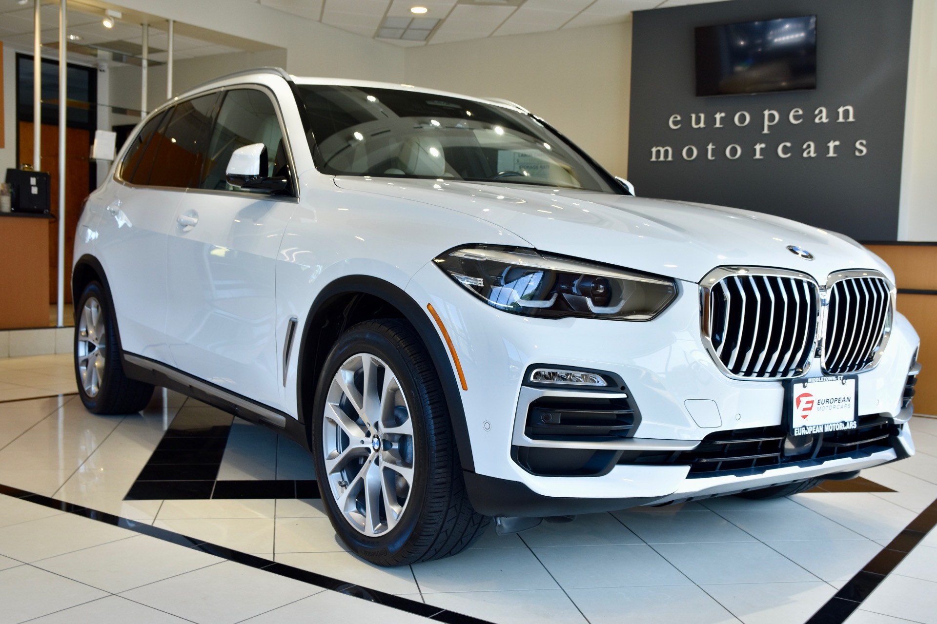 Full Fender and Mirror Kit | BMW X5 X-LINE 2020 Full Fender and Mirror Kit | BMW X5 X-LINE 2020