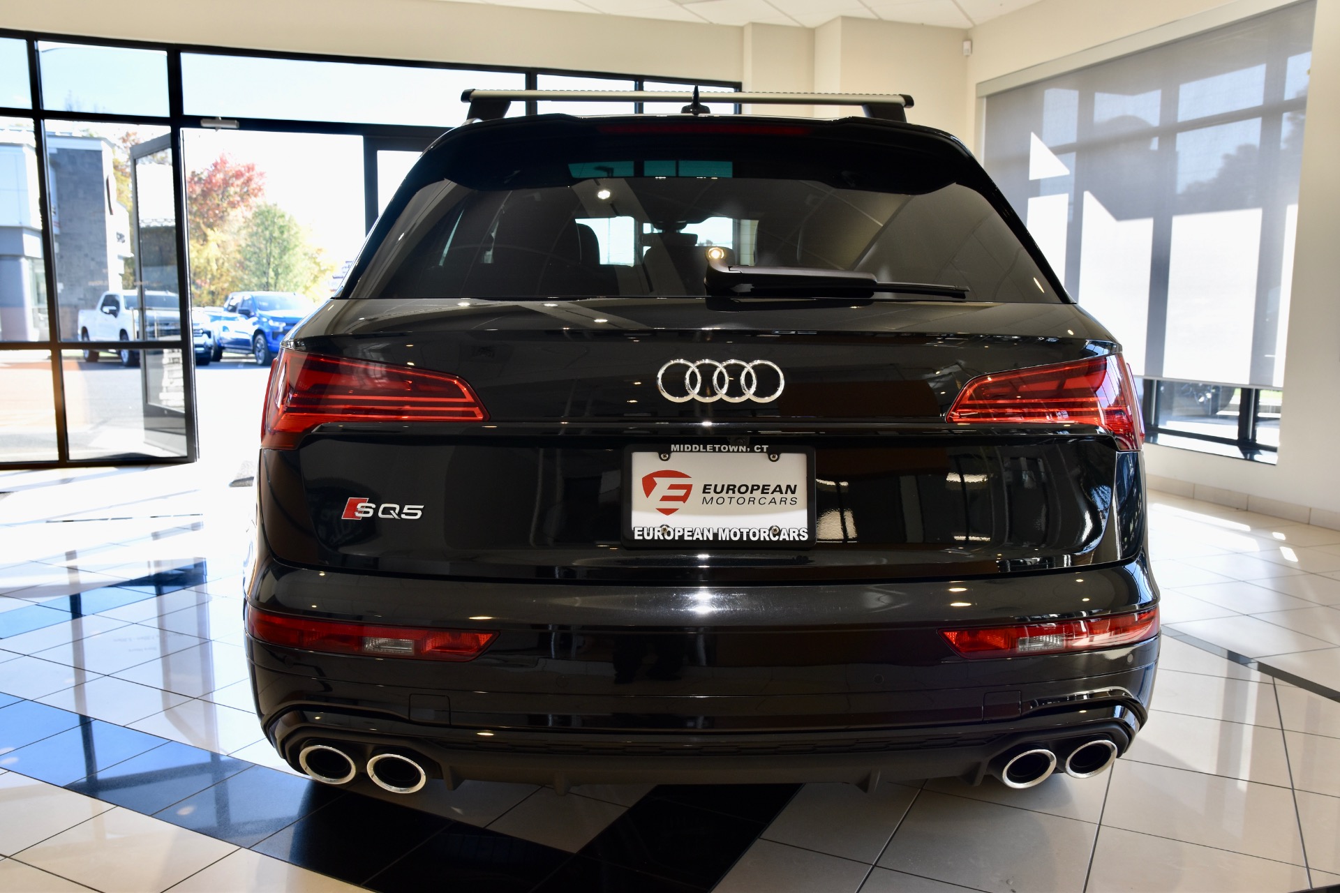 Full Hood & Fender + Mirror Kit | AUDI Q5 S-LINE 2022 Full Hood & Fender + Mirror Kit | AUDI Q5 S-LINE 2022